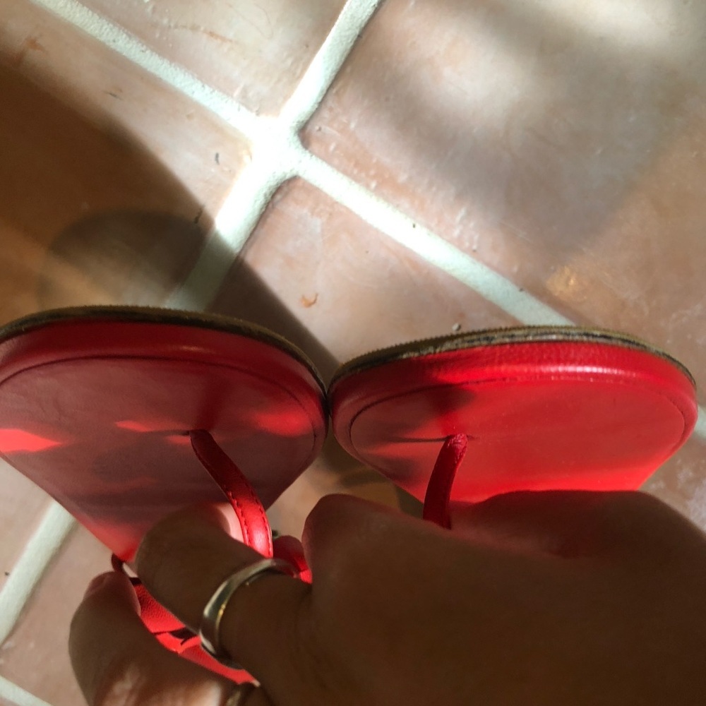 Chanel sandals excellent condition size 37.5 - Picture 4 of 8